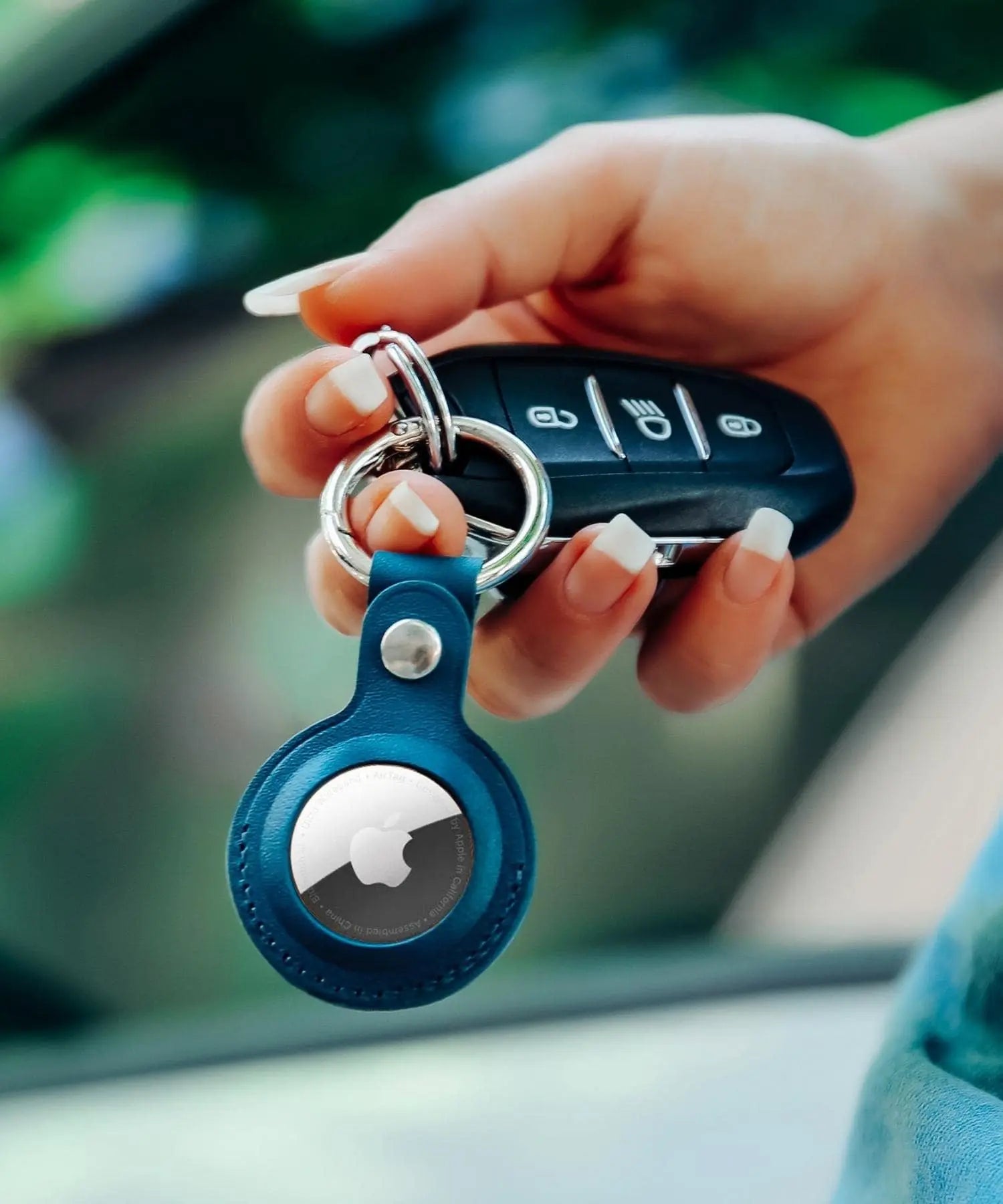 Leather Apple Airtag Keychains - Bouletta