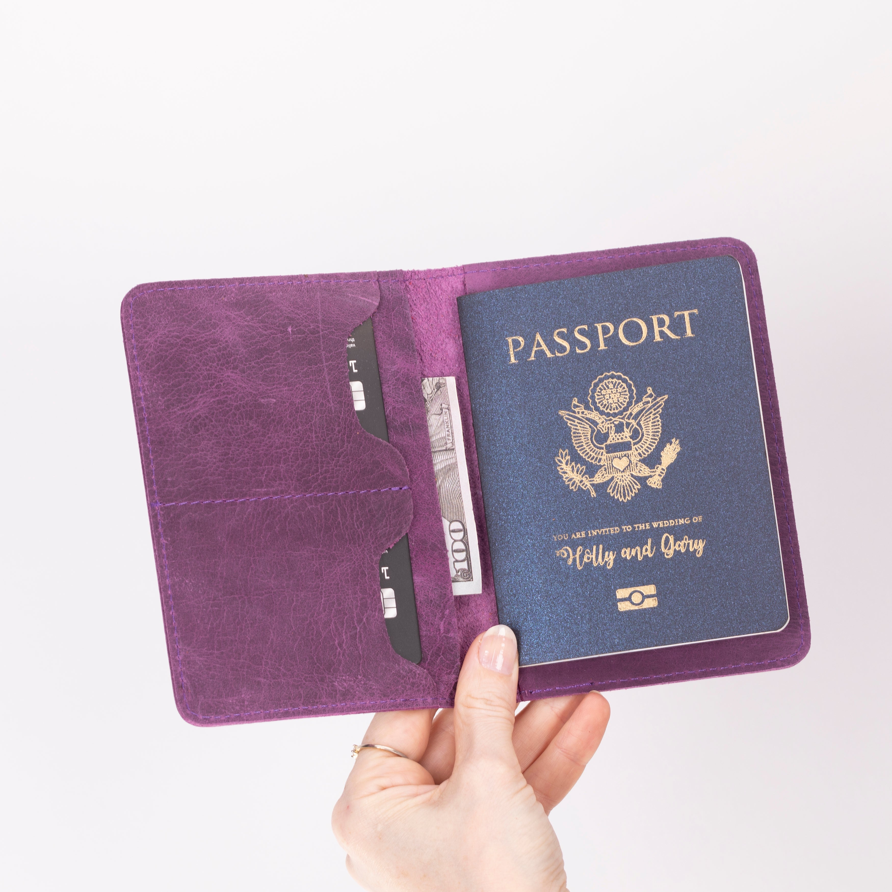 Viaggio Passport Leather Wallet