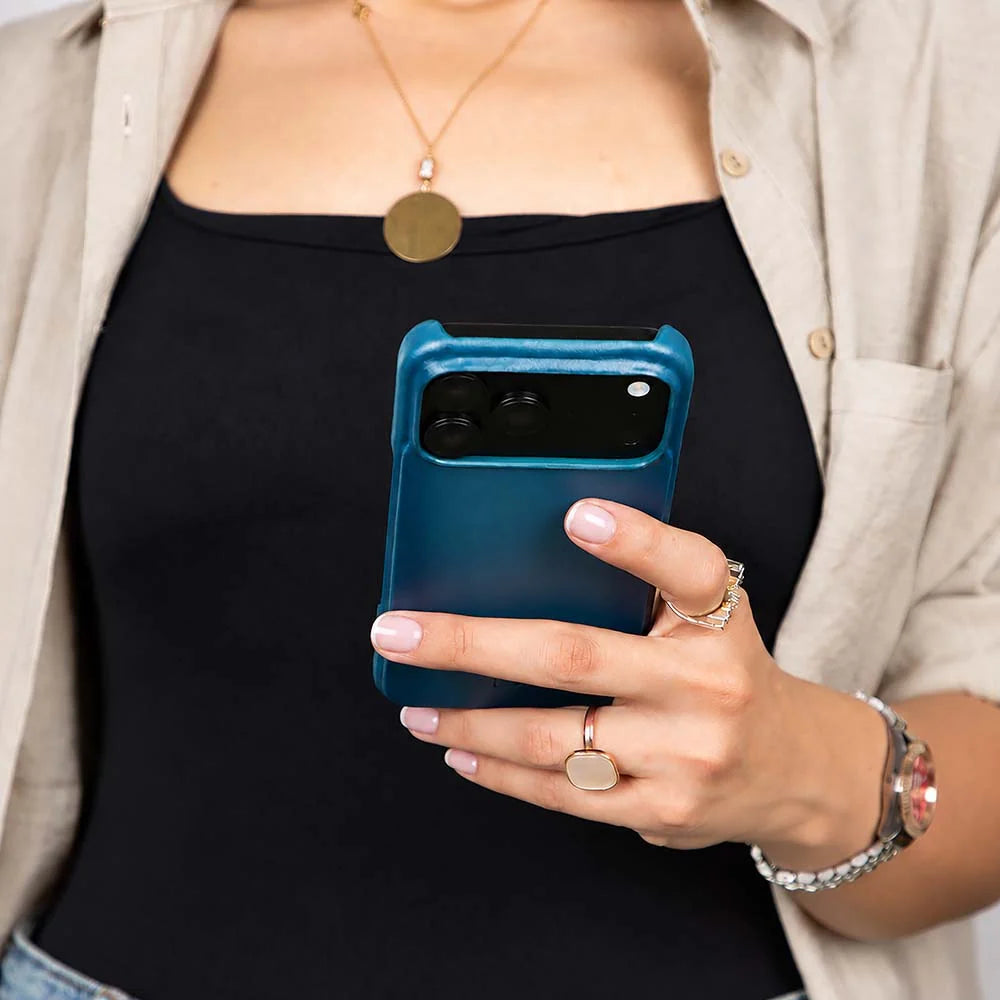 Ultimate Jacket iPhone 18 Pro Leather Case